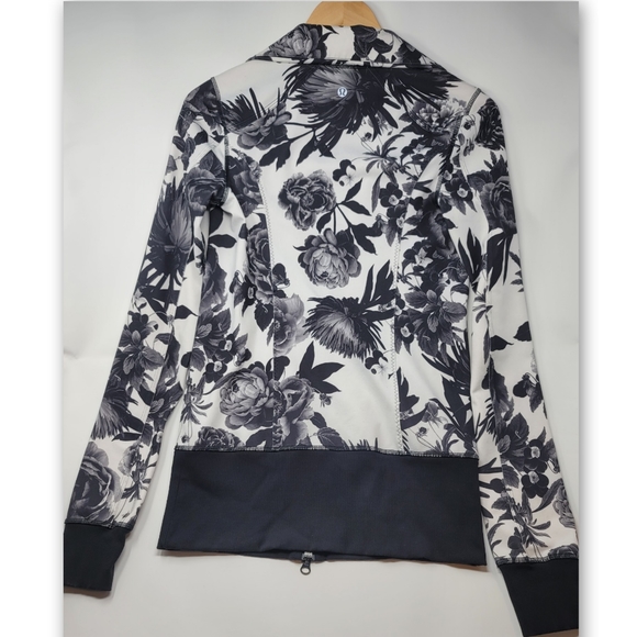 Lululemon Nice Asana jacket - Picture 2 of 11